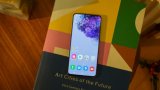 三星Galaxy S20系列确实内置了屏幕保护膜