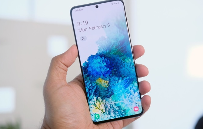 三星Galaxy S20系列首获USB快速充电认...