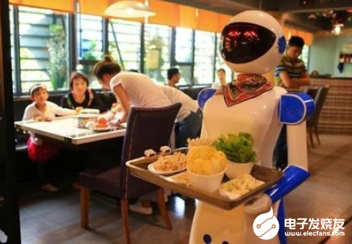 AI助推服务机器人发展 服务机器人将迎来发展新机...