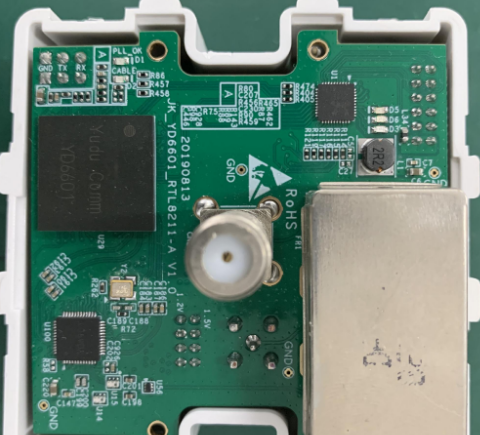 我国自主研发的首个5G微基站射频芯片YD9601...