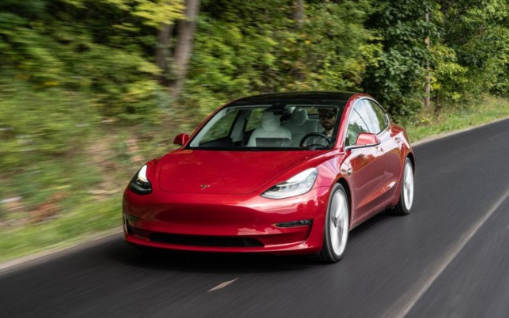 更长续航里程版本的特斯拉Model 3批准了在中...