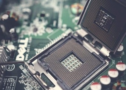 美国芯片公司年营收将蒸发830亿美元 中国科技行...