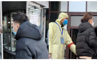 基于虹膜识别和红外热成像的无接触识别测温