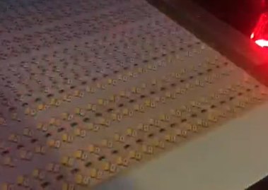什么是LED貼片機,在應用時須具有哪些條件
