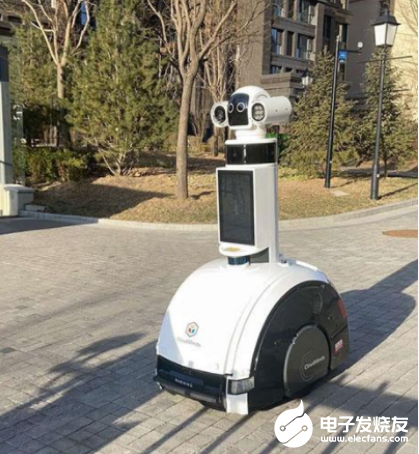 太原機器人助力疫情防控 不需要人工進行干預