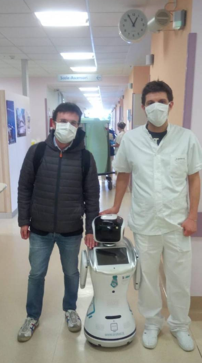 意大利一家医院正在采用机器人来照顾新冠肺炎病人