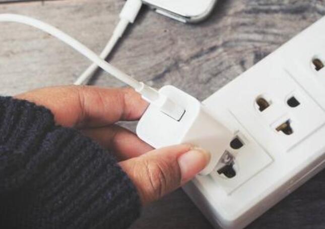 判斷充電器是否損壞的三種方法