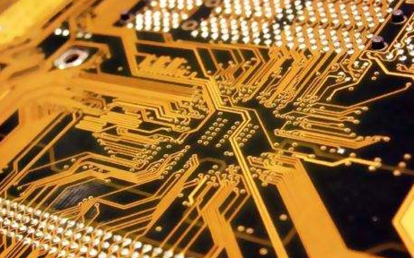 5G驱动PCB产业千亿市场,行业龙头业绩大幅增长