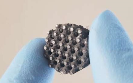 为可穿戴技术而发明的一款坚固且具有柔性的传感器