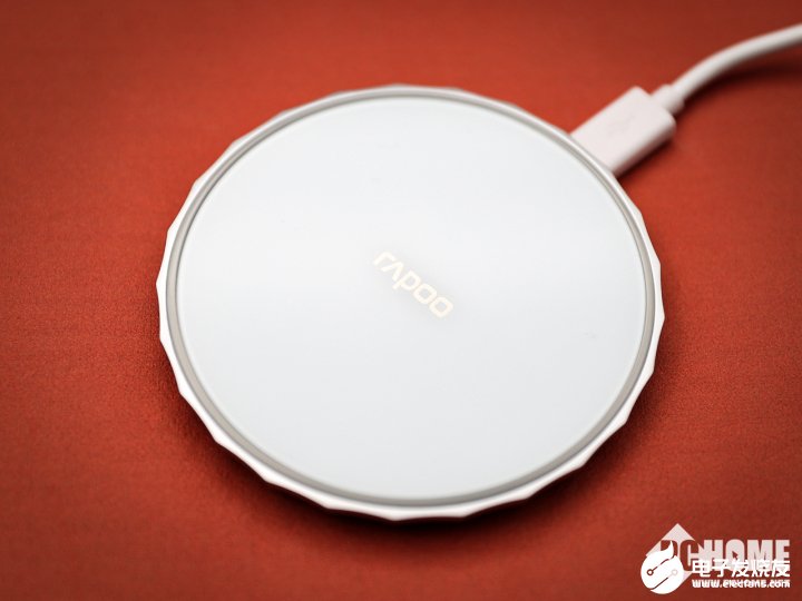 雷柏XC500无线充电器性能评测,具有绝佳的兼容性及安全性