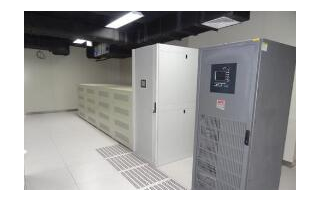 模块化UPS电源电池节数错误处理的方法