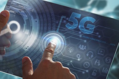 立足5G端、管、边、云能力,聚焦3方面推动云XR...