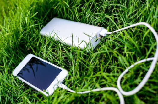 推薦幾款性價比高的無線快充移動電源