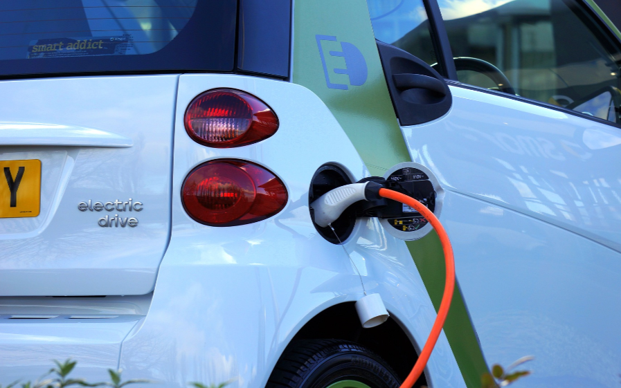 汽車充電樁產業起飛,什么樣的方案受歡迎?