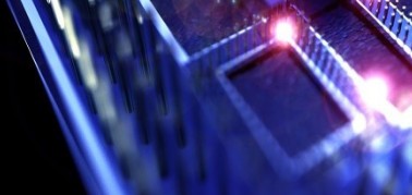 采用以下两种控制方式让多台电机实现同步控制