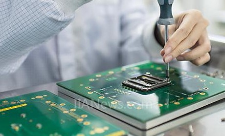 STS適用于RF、混合信號和MEMS半導體器件的...