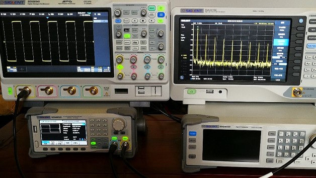SDS5054X数字荧光示波器和SVA1032X...