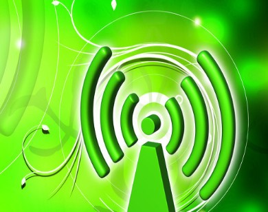 WiFi的发展一直专注于改善哪两个关键技术属性?