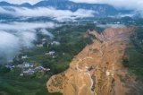 搭载特殊装备的无人机、无人艇出现在湖北恩施屯堡乡...