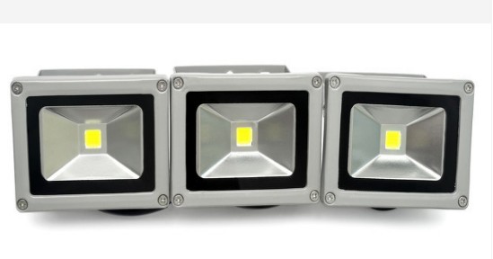 面板涨价会带动LED终端显示产品市场价格的上涨?