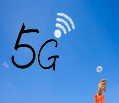 爱立信无线电系统提供支持的5G智能手机外形测试设...