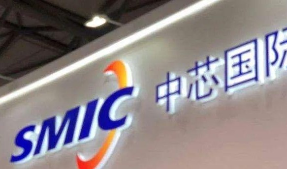 中芯通过与国内的半导体设备厂商合作,来维持美系半...