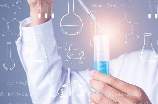 IBM利用人工智能和机器人技术加速化学合成Rob...
