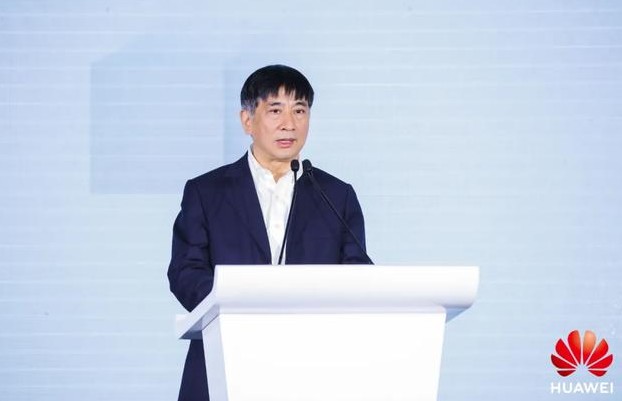 为什么华为对“端、管、云”数字基础设施提出了更高...