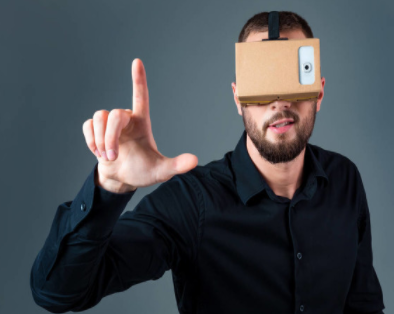 沉浸式技术加速转型来源,分析2021年值得关注的十大VR/AR趋势