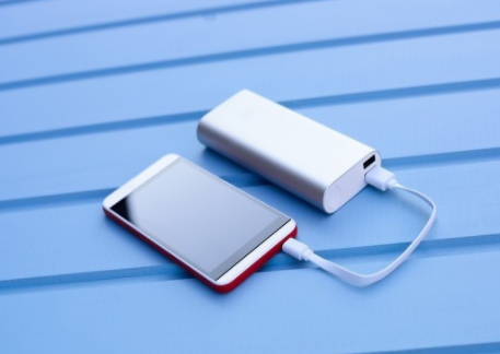 华强北再迎传奇,已破解iPhone 12的Mag...