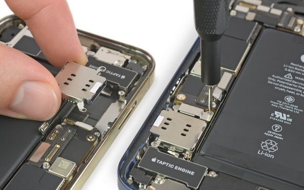 高通基带加持,一探iPhone 12的内部结构