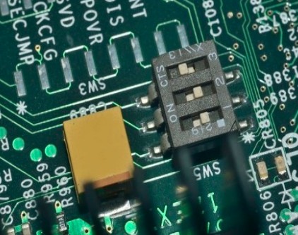 影響集成電路行業發展的機遇和挑戰分別有哪些?