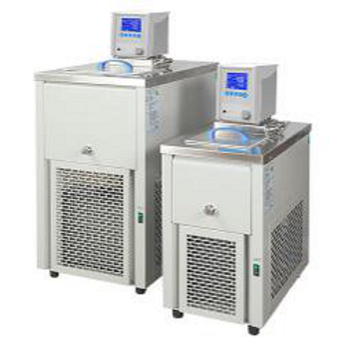 低温循环水槽MPE-20C的产品特点是什么