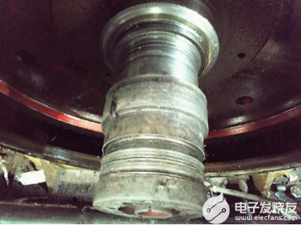 纸机烘缸轴头单边20mm磨损,现场该如何维修