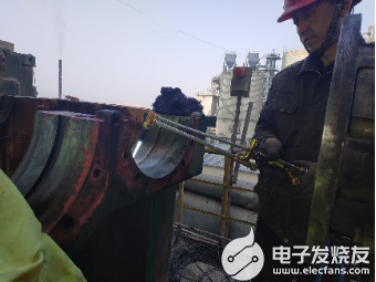 重齿减速机轴承室磨损原因及修复方法