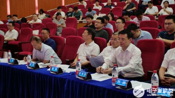 柔宇点亮工业互联网应用场景创新大赛,柔性创新应用...