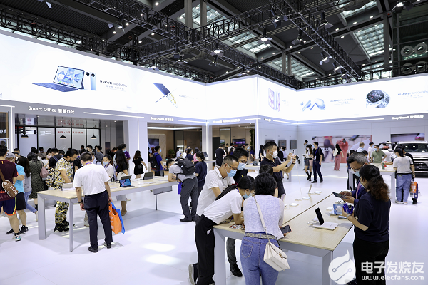 2022中國電子信息博覽會開幕，華為多款終端產品亮相