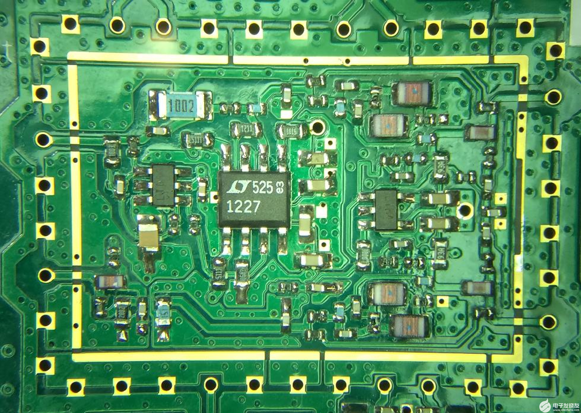 LTC2387驱动器：跨阻放大器 / 驱动器