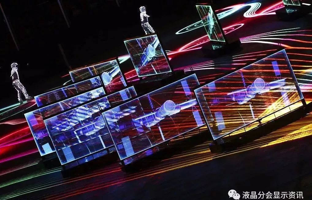 "北京8分钟"黑科技:led透明冰屏,细致到微米