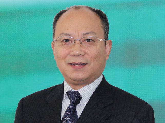 如何多年坚守,通过在技术上的创新与突破取得"年度本土eda技术突破奖"