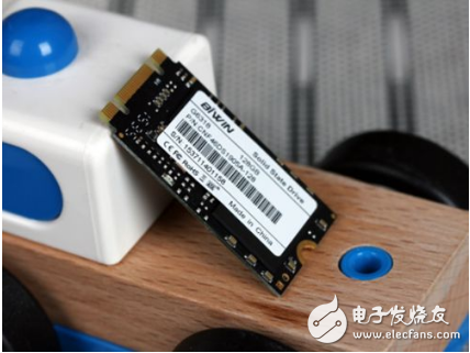 了解SSD接口后,电脑升级再也不用愁