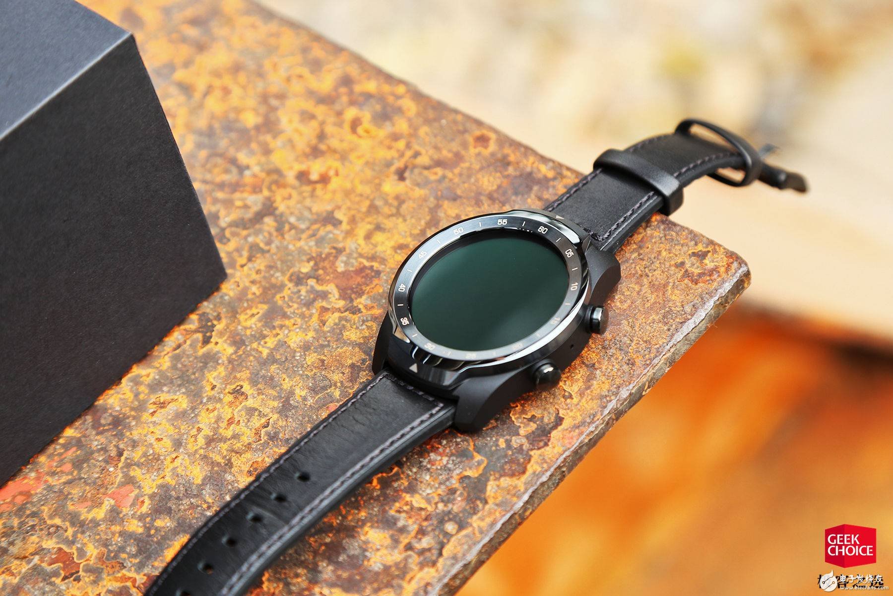 ticwatchpro4g评测 为可穿戴产品在4g道路上提供新的方向