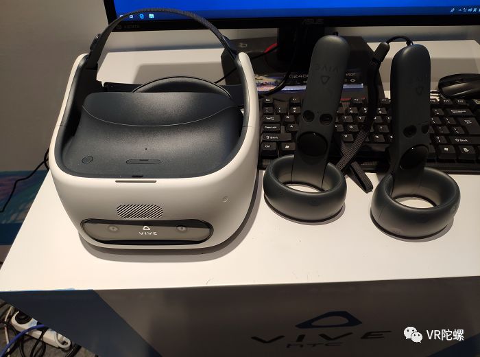 htc公布了最新款头6手6的vr一体机vive focus plus