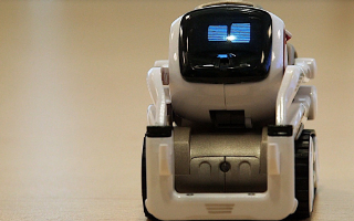 AI机器人将带给人们惊喜和欢乐