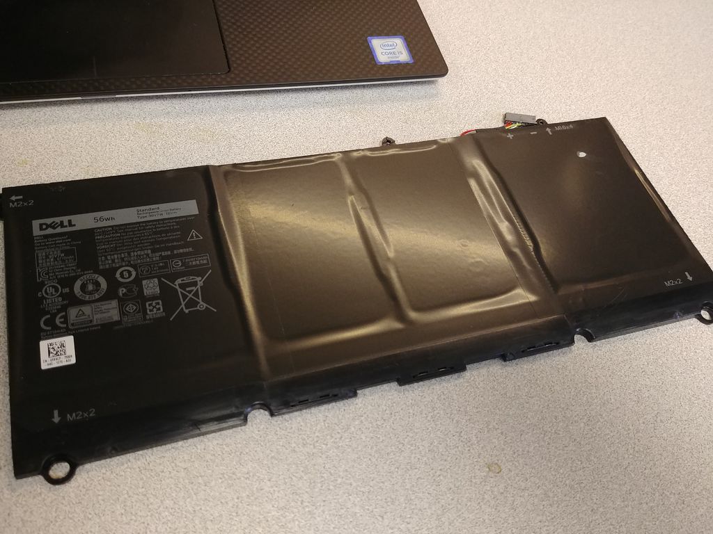 如何拆解笔记本电池并重新利用