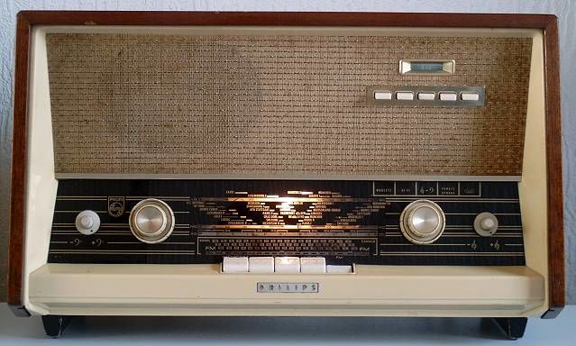 50年代飞利浦电子管收音机的修复图解