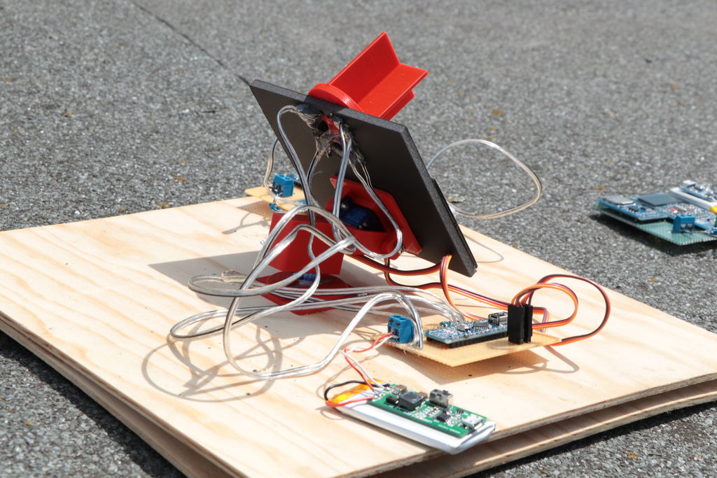 微型太阳能跟踪器DIY图解