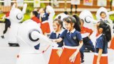 两江新区42所中小学及公办幼儿园配置了65间人工...