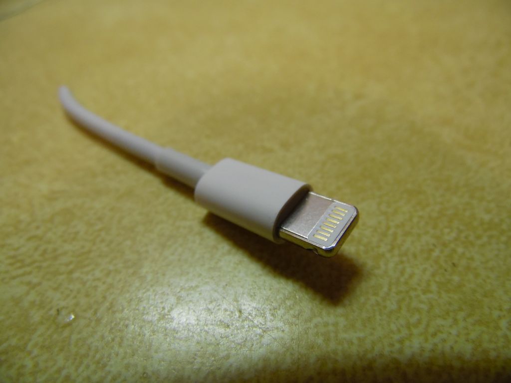 适配器图片usb pIYBAF2Ig4-AE0BkAADgUIwiHPc498.jpg