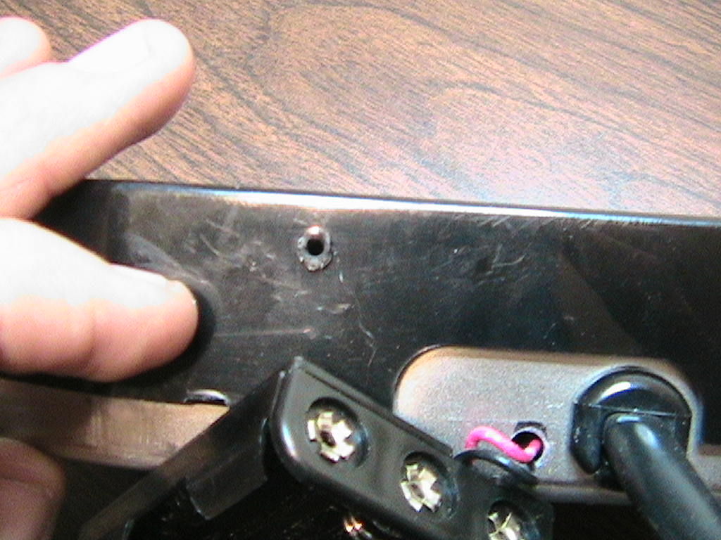 激光笔哪里生产的 pIYBAF2J-r2ARNiIAAHjhGSe-zQ650.jpg